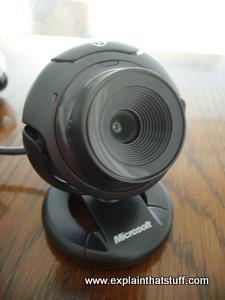 Microsoft LifeCam VX-1000 webcam on a table